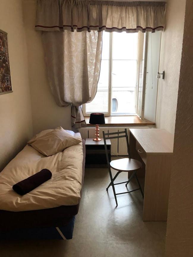 Reval Hostel Экстерьер фото